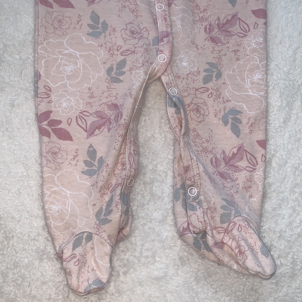 Laura Ashley 6-9M Pink Floral Ruffle Footie EUC - Picture 6 of 10